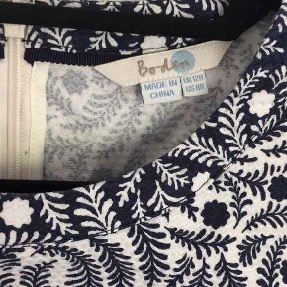 NWOT Boden Island navy blue and white calico floral shift dress 8 S M - Picture 2 of 12